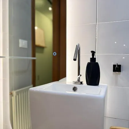 Luxury Con Private Jacuzzi, Experience * بيرودجا