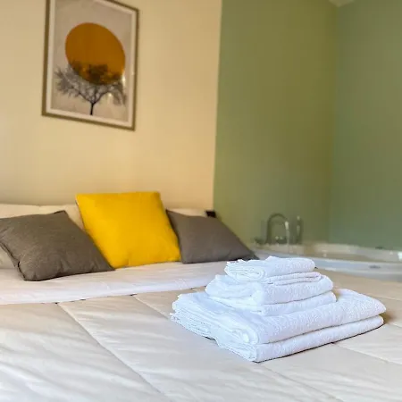 Luxury Con Private Jacuzzi, Experience Apartamento Perúgia