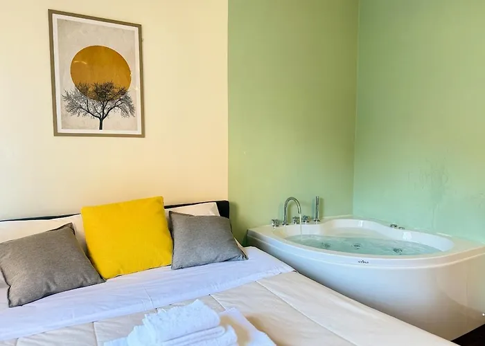 Luxury Con Private Jacuzzi, Experience Lejlighed